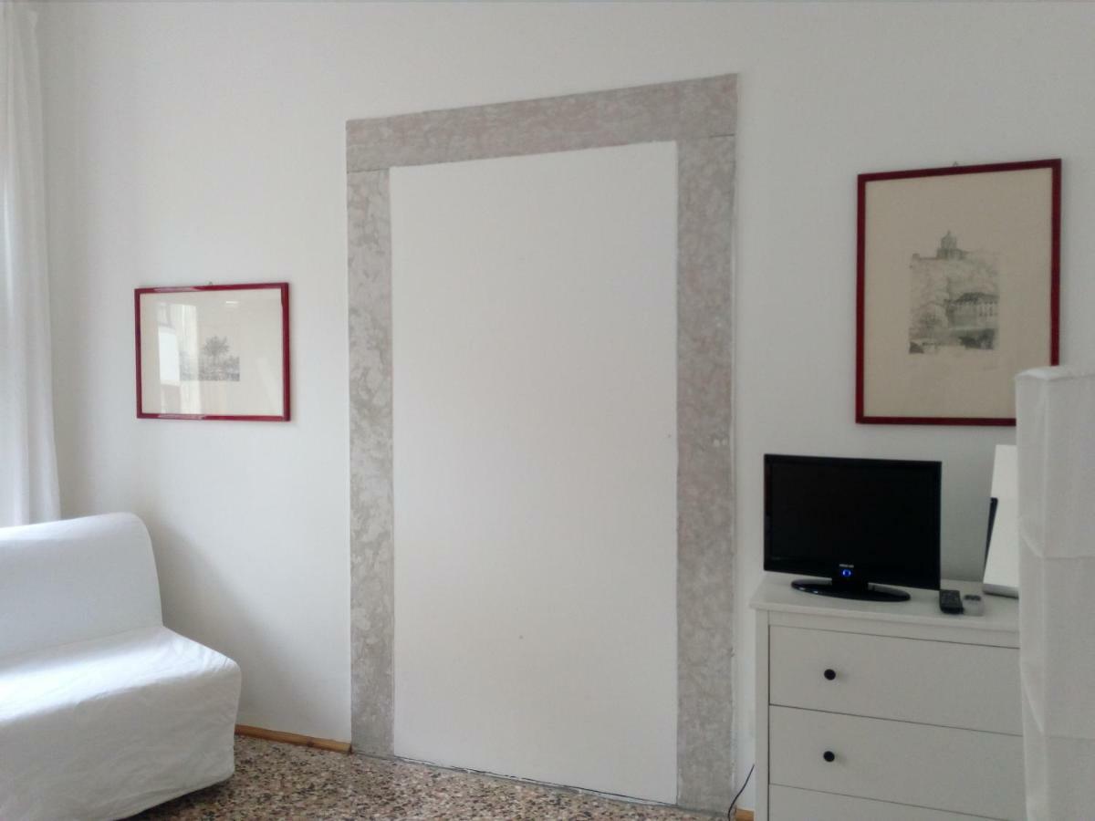 B&B Mazzini Trento Eksteriør billede